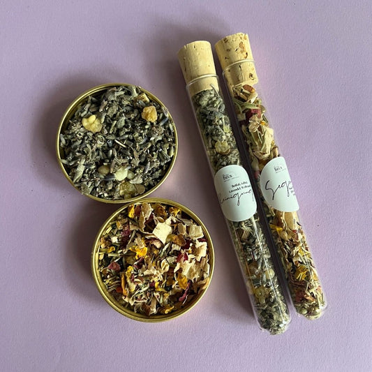 Rauhnächte Räuchermischung | Räuchern für Reinigung und Segen | Räucherwerk Lavendel Salbei Weihrauch Rosen Königskerze Beifuß